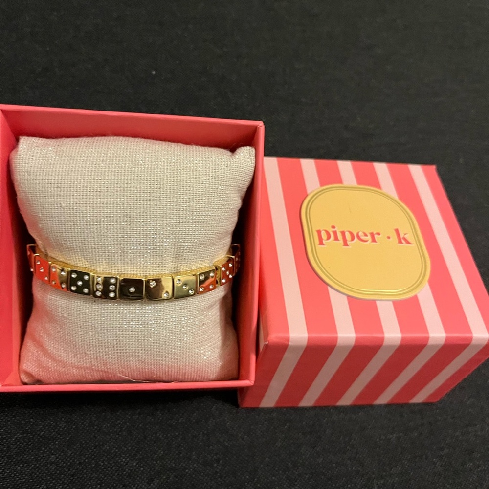Casual🎲 Piper K Gold-Tone Dice Stretch Bracelet 🎲